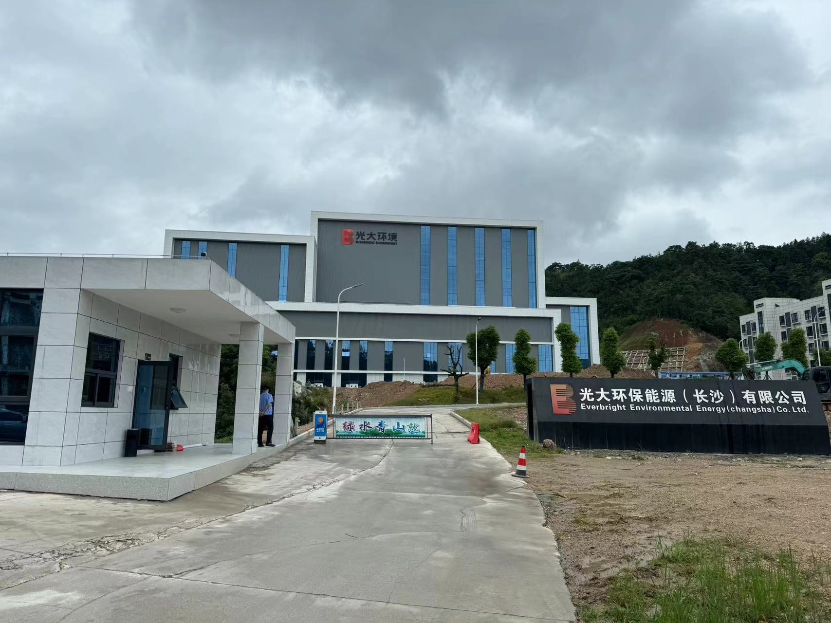 垃圾焚燒廠(chǎng)、大型卸料平臺(tái)除臭